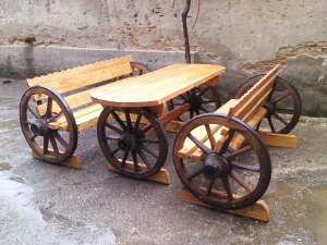 MOBILIER RUSTIC DE GRADINA