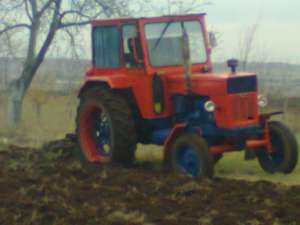 tractor u 650 m