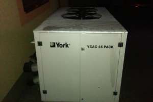 vand chiler 45kw marca Yorck