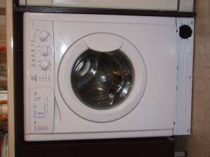 Vand masina spalat INDESIT model WIL125 1200 rot/min