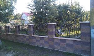 boltari spitati  garduri