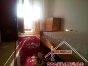 INCHIRIEM APARTAMENT 3 CAMERE,   SOS. ALBA IULIA,   CARTIER TURNISOR