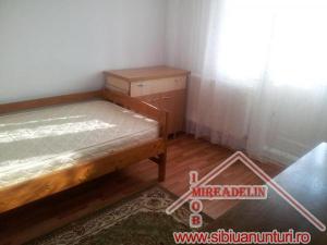 INCHIRIEM APARTAMENT 3 CAMERE,   SOS. ALBA IULIA,   CARTIER TURNISOR