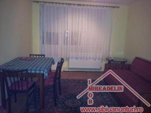 INCHIRIEM APARTAMENT 2 CAMERE � STR. RAHOVA