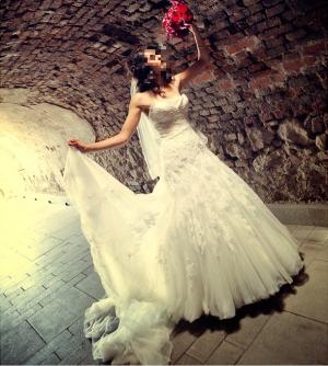 Rochie de mireasa Enzoani,   model Erin