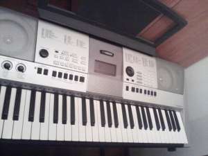 Vand orga Yamaha psr E-413