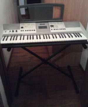Vand orga Yamaha psr E-413