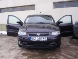Vand Fiat Stilo negru 1.6 16v din 2002