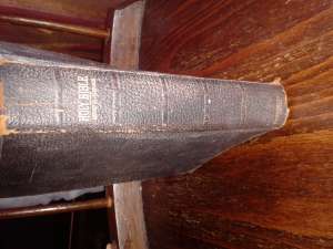 Biblie de peste 150 ani