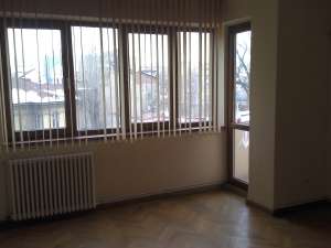 Inchiriez apartament 3 camere Ultracentral Unirii