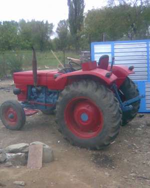 vand tractor 445