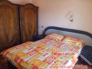 INCHIRIEM APARTAMENT 2 CAMERE,  VALEA AURIE-STR. IAZULUI