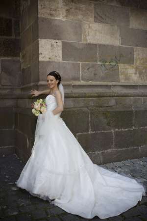 Vand rochie mireasa Bien Savvy colectia 2010