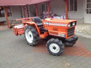 tractor hinomoto 4x4