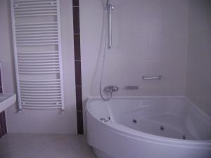 VANZARE AP.3 CAMERE-IANCU NICOLAE