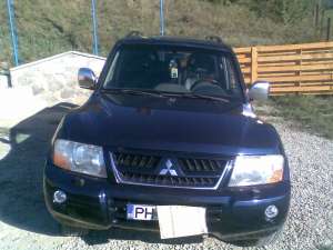 MITSUBISHI PAJERO 2004