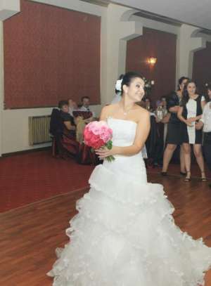 ROCHIE DE MIREASA PRONOVIAS LADERA COPIE