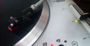 Platane  Numark TT 1650 Direct Drive