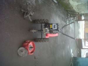 vand motosapatoare