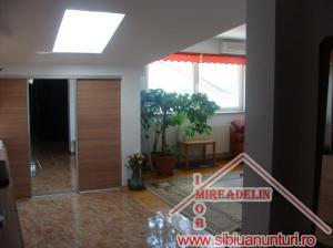 VINDEM APARTAMENT LA VILA,    2 CAMERE,    CARTIER TILISCA