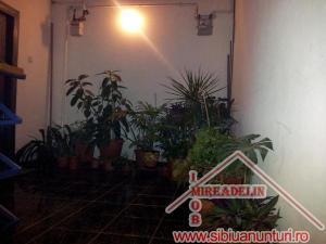 VINDEM APARTAMENT LA VILA,    2 CAMERE,    CARTIER TILISCA
