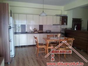 VAND APARTAMENT DE LUX,   3 CAMERE,   CALEA DUMBRAVII