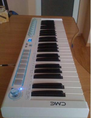 CLAPA CME U-KEY MIDI 49 Clape + Husa Originala THOMANN