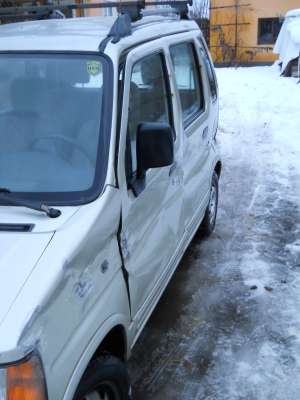 dezmembrez suzuki wagon r+ din 1999, motor 996cm3, abs, ac, 