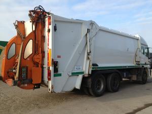 Iveco autogunoiera compactoare