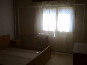 vand apartament 2 camere centru