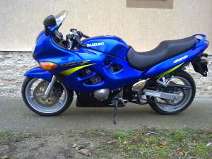 Suzuki GSX 600F