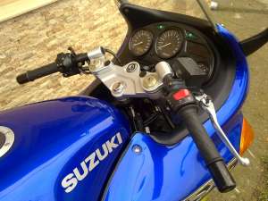 Suzuki GSX 600F