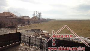 VINDEM CASA  3 camere,   P+M,   ZONA TURNISOR