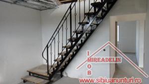 VINDEM CASA  3 camere,   P+M,   ZONA TURNISOR
