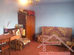 INCHIRIEM APARTAMENT 2 CAMERE,   cartier BROSCARIE