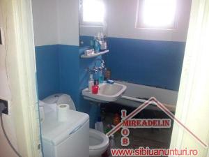 INCHIRIEM APARTAMENT 2 CAMERE,   cartier BROSCARIE