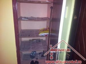 INCHIRIEM APARTAMENT 3 CAMERE,   cartier TEREZIAN