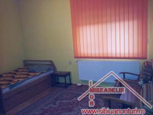 INCHIRIEM APARTAMENT 2 CAMERE,   LA CASA,   CENTRUL VECHI,   Str. 9 MAI