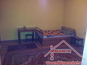 INCHIRIEM APARTAMENT 2 CAMERE,   LA CASA,   CENTRUL VECHI,   Str. 9 MAI