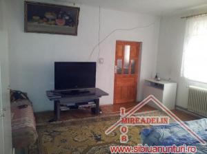 VINDEM CASA 4 CAMERE,    IN TURNISOR