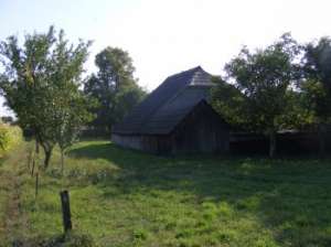 Vand casa,  teren si anexe in Horodnic de Sus,  jud. Suceava