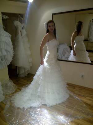 Vand rochie de mireasa