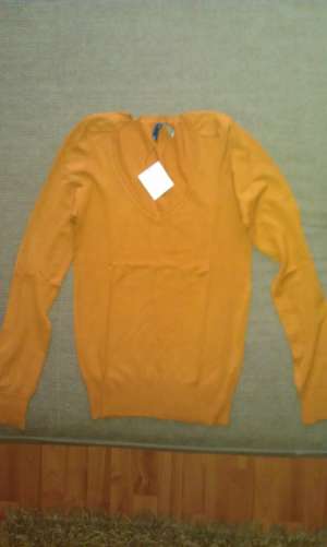 vand haine de firma dama si barbati bershka pull&bear ,  vila etc en gross en detail