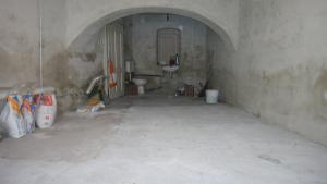 VINDEM CAMERA LA CASA,   32 mp,   ZONA ULTRACENTRALA,   CISNADIE
