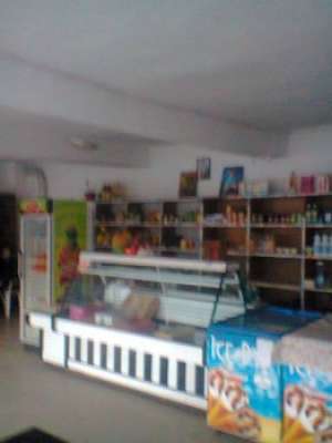 VAND SPATIU MAGAZIN