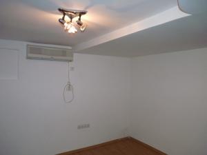 Inchiriez casa 2 camere