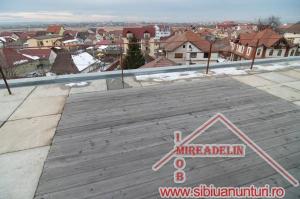 INCHIRIEM CASA 5 camere in zona STRAND