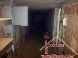 INCHIRIEM CASA 5 camere in zona STRAND