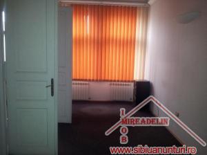 INCHIRIEM SPATIU BIROU 120 MP,   ZONA CENTRALA-BLD. VICTORIEI
