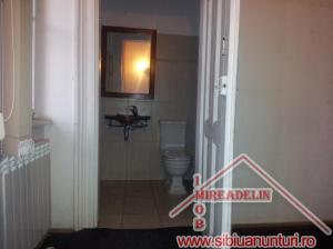 INCHIRIEM SPATIU BIROU 120 MP,   ZONA CENTRALA-BLD. VICTORIEI